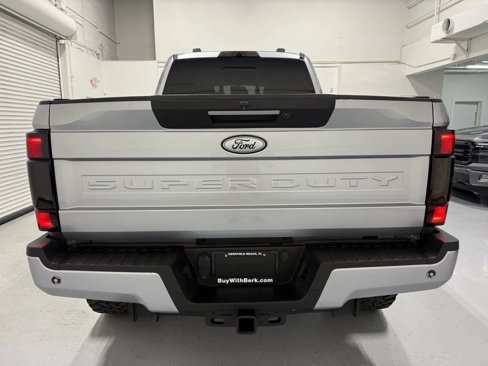 Used 2022 Ford F250 Lariat w/ Lariat Ultimate Package image 12