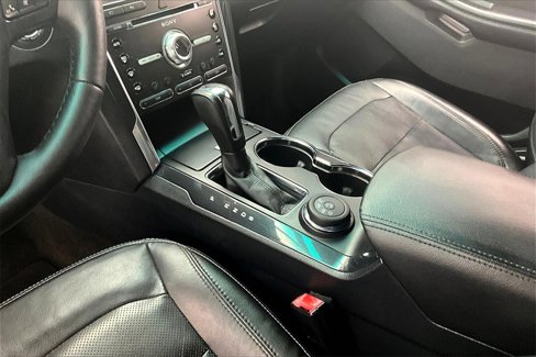 Used 2016 Ford Explorer Limited image 15