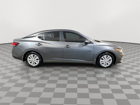 Used 2023 Nissan Sentra S image 9