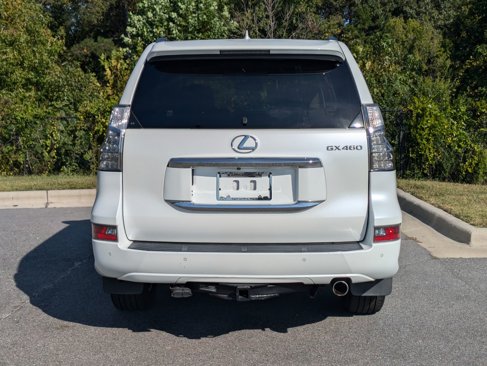 Used 2018 Lexus GX 460 image 6