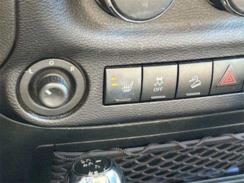 Used 2016 Jeep Wrangler Unlimited Sport image 22