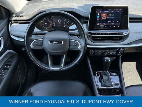 Used 2022 Jeep Compass Latitude w/ Sun and Sound Group image 8