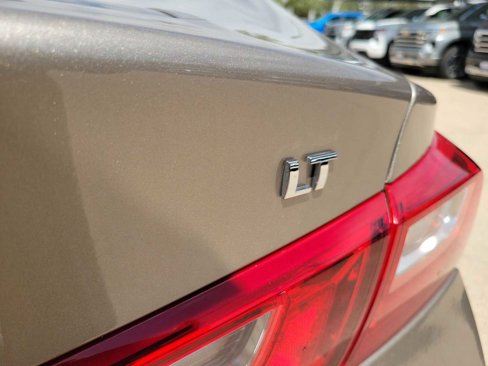 Used 2024 Chevrolet Malibu LT image 7