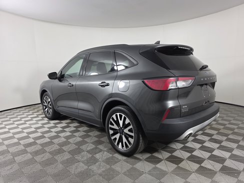 Used 2020 Ford Escape SE Sport image 5