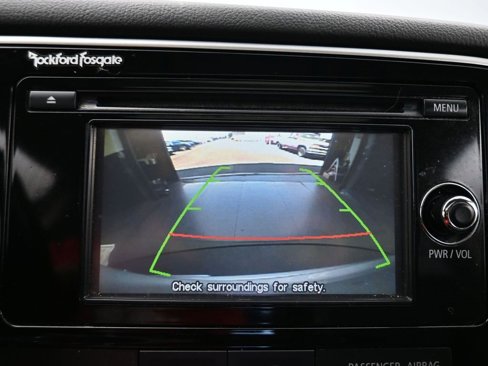 Used 2015 Mitsubishi Outlander SE image 18