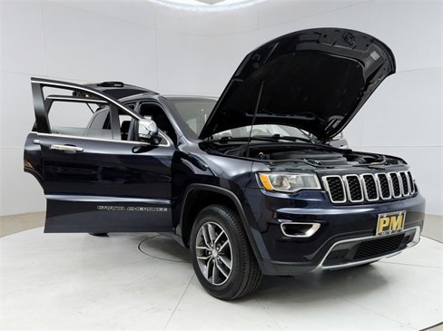 Used 2017 Jeep Grand Cherokee Limited image 9