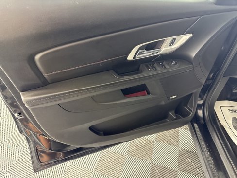Used 2017 GMC Terrain SLT image 12