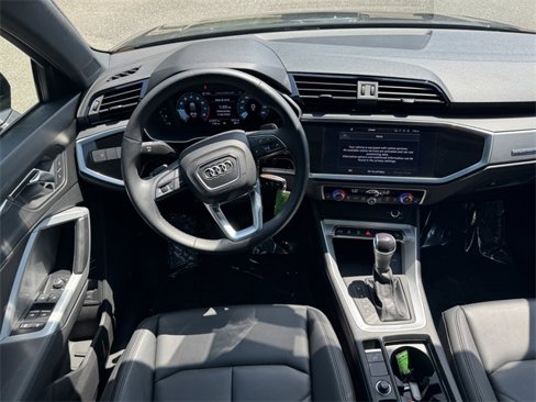 Certified 2022 Audi Q3 2.0T Premium image 14