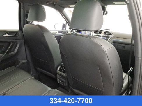 Used 2023 Volkswagen Tiguan SE R-Line image 22