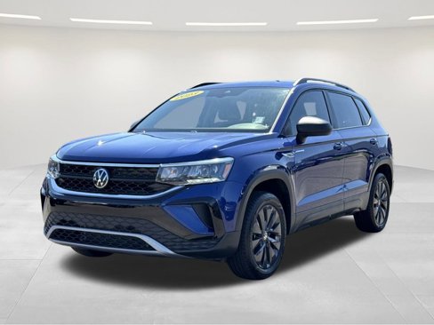 Used 2023 Volkswagen Taos S w/ Driver Assistance Package image 1