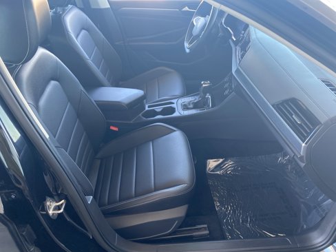 Certified 2022 Volkswagen Jetta SE image 22
