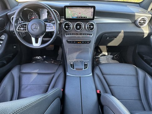 Used 2020 Mercedes-Benz GLC 300 image 30