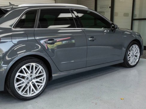 Used 2018 Audi A3 e-tron Premium Plus w/ Technology Package image 33