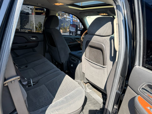 Used 2007 GMC Yukon SLE image 16