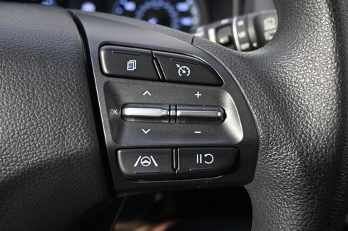 Used 2023 Hyundai Kona SEL w/ Cargo Package image 31