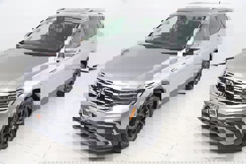 Used 2022 Volkswagen Tiguan SE image 20