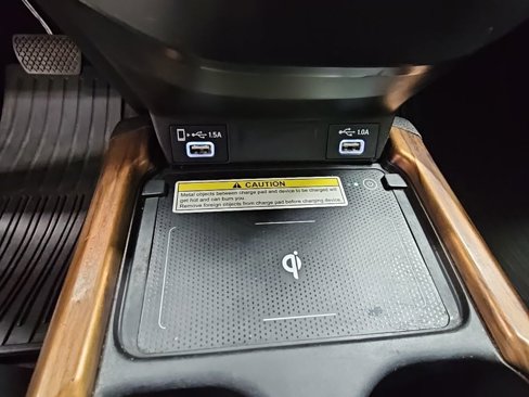 Used 2020 Honda CR-V Touring image 19