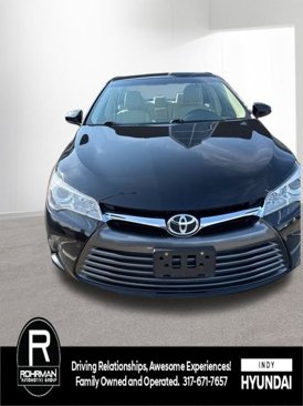 Used 2016 Toyota Camry XLE image 3