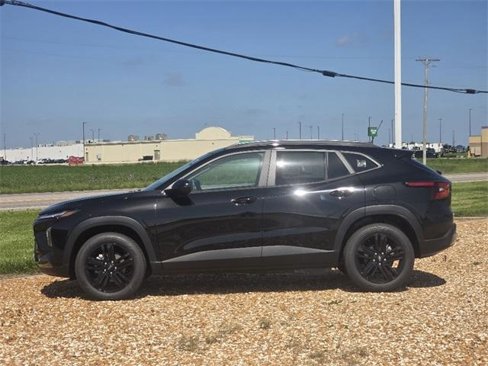 New 2025 Chevrolet Trax ACTIV w/ Driver Confidence Package image 3