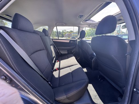 Used 2016 Subaru Outback 2.5i Premium image 17