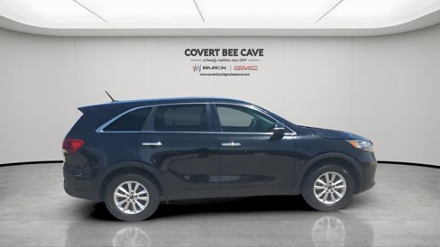Used 2019 Kia Sorento L image 11