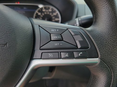 Used 2024 Nissan Altima 2.5 SV image 18