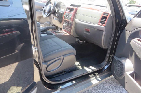 Used 2012 Jeep Liberty Sport image 20
