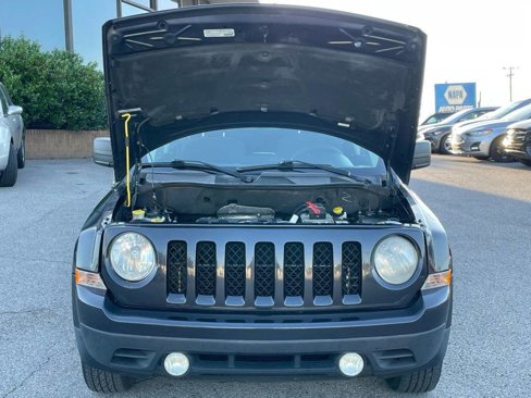 Used 2014 Jeep Patriot Latitude image 23