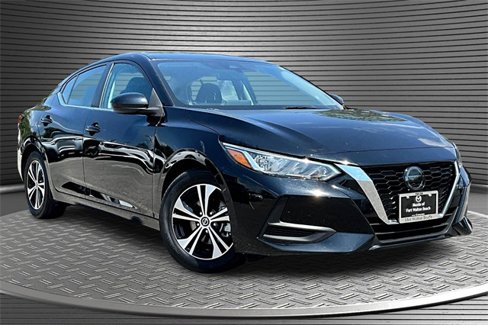Used 2023 Nissan Sentra SV image 3