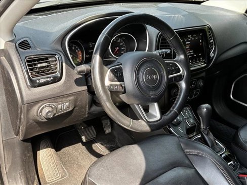 Used 2018 Jeep Compass Limited w/ Navigation Group image 10