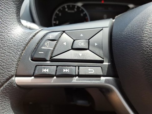 Used 2022 Nissan Altima 2.5 SV image 16
