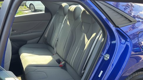 Used 2023 Hyundai Elantra SEL image 27