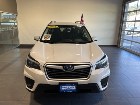 Used 2021 Subaru Forester Premium image 16