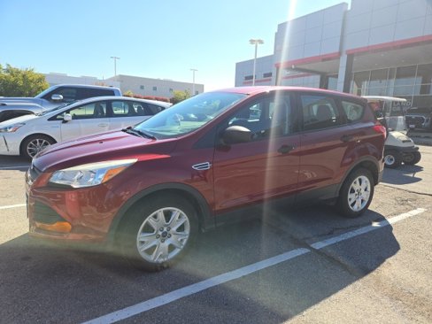 Used 2015 Ford Escape S image 2
