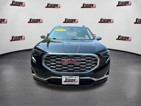 Used 2020 GMC Terrain Denali w/ Denali Premium Package image 2