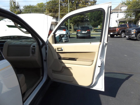 Used 2012 Ford Escape Limited image 26