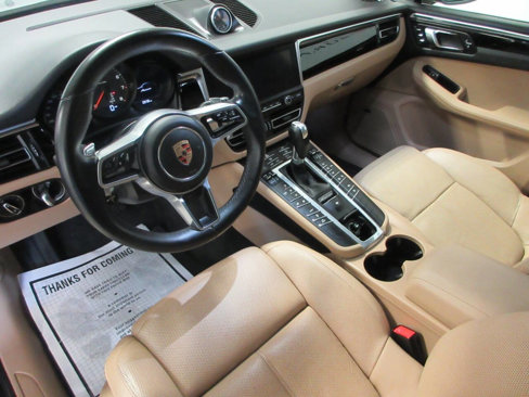 Used 2019 Porsche Macan image 25