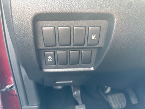 Used 2012 Nissan Murano S image 22