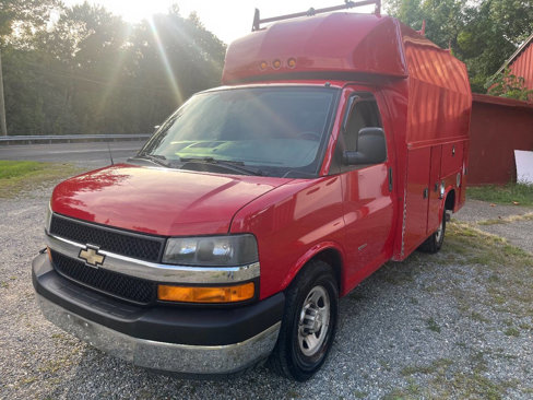 Used 2014 Chevrolet Express 3500 image 5