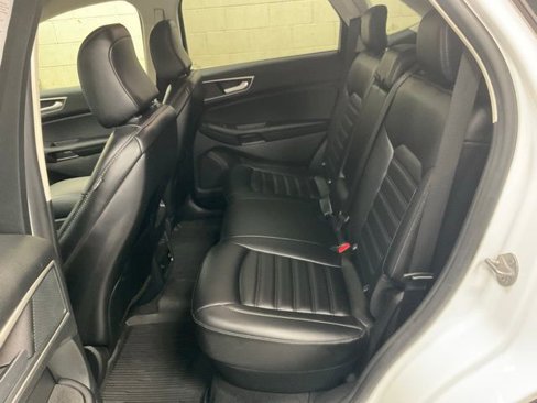 Used 2023 Ford Edge SEL w/ Convenience Package image 13