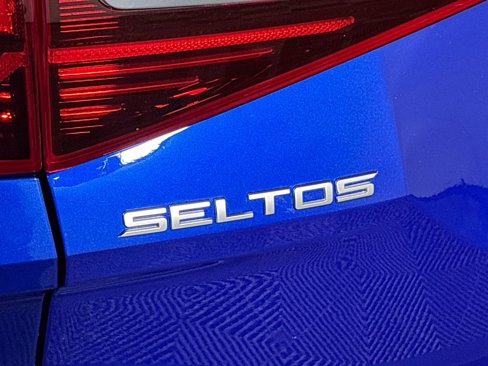 Used 2023 Kia Seltos SX w/ SX Sunroof Package image 25