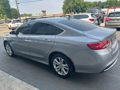 Used 2016 Chrysler 200 Limited w/ Convenience Group image 29