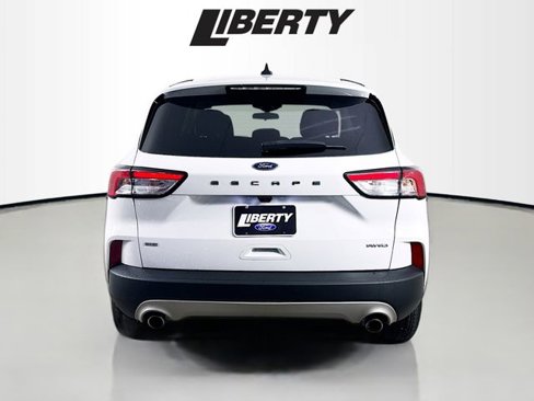 Used 2021 Ford Escape SE image 6