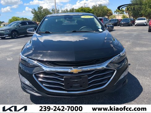 Used 2023 Chevrolet Malibu LT image 3