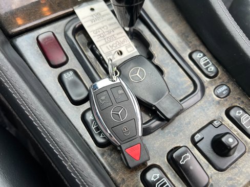 Used 2002 Mercedes-Benz CLK 55 AMG Cabriolet image 24