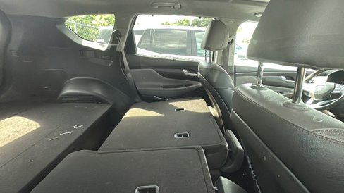 Used 2019 Hyundai Santa Fe AWD image 11