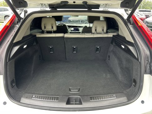Used 2019 Cadillac XT4 Premium Luxury w/ Cold Weather Package image 10