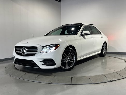 Used 2017 Mercedes-Benz E 300 4MATIC image 1