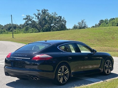 Used 2013 Porsche Panamera S image 5