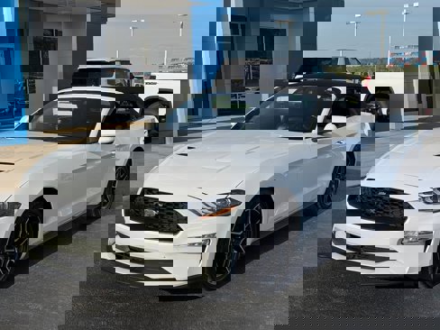 Used 2022 Ford Mustang Premium image 26